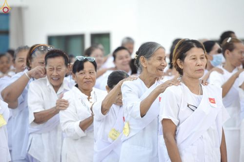 ภาพ No.246456:วันที่ 12-14 กันยายน พ.ศ. 2568 โครงการบวชอุบาสกแก้ว อุบาสิกาแก้ว รุ่นที่ 1 ผู้แทนทอดกฐินสามัคคีทั่วไทย 30,000 วัด จ.สระบุรี บูชาธรรม 81 ปี หลวงพ่อธัมมชโย ณ ศูนย์ปฏิบัติธรรมสระบุรี อ.พระพุทธบาท จ.สระบุรี