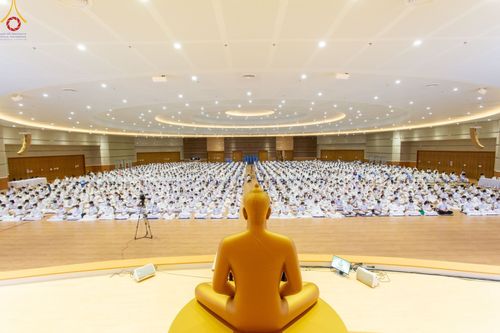 ภาพ No.90397:งานสัมมนา ผู้นำบุญยอดกัลยาณมิตร 77 จังหวัดทั่วไทย โครงการกฐินสามัคคีทั่วไทย 5,000 วัด พุทธศักราช 2566 และโครงการอุปสมบท 3,000 รูป บูชาธรรมมหาปูชนียาจารย์ ระหว่าง วันที่ 6 - 8 ตุลาคม พ.ศ. 2566 ณ จ.นครราชสีมา