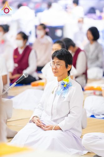 ภาพ No.199366:พิธีถวายภัตตาหารเป็นสังฆทาน แด่พระธรรมยาตรา ณ อนุสรณ์สถานบางปลา วัดบางปลา อำเภอบางเลน จังหวัดนครปฐม ในโครงการธรรมยาตรา กตัญญูบูชา มหาปูชนียาจารย์ พระมงคลเทพมุนี(สด จนฺทสโร) พระผู้ปราบมาร อนุสรณ์สถาน 7 แห่ง ปีที่ 13 วันที่ 22 มกราคม พ.ศ. 2568