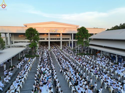 ภาพ No.78403:พิธีตัดปอยผม โครงการหน่อแก้วเปรียญธรรมรุ่นที่ 11  วันที่ 26 มีนาคม พ.ศ.2566  ณ หมู่กุฏิสามเณร อาคารค่ายจองแชมป์ วัดพระธรรมกาย