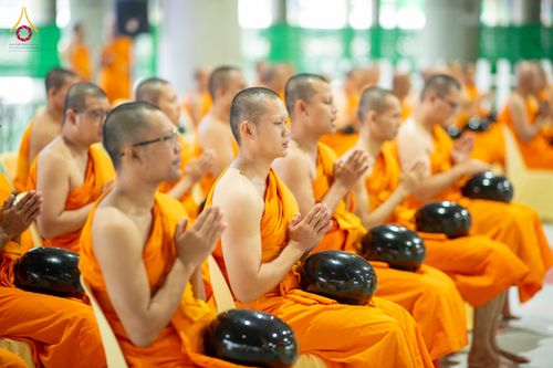 ภาพ No.342887:วันอาทิตย์ที่ 9 สิงหาคม พ.ศ.2569 พิธีตักบาตรฉลองพระใหม่ โครงการบรรพชาและอุปสมบทหมู่ รุ่นเข้าพรรษา ณ มหารัตนวิหาคด คอร์ 26 วัดพระธรรมกาย