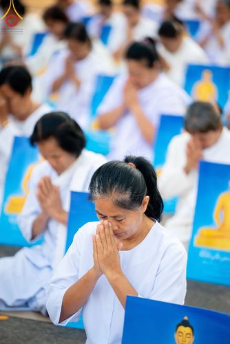 ภาพ No.310475:วันอาทิตย์ที่ 22 กุมภาพันธ์ พ.ศ. 2569 พิธีอัญเชิญพระประธาน “พระธรรมกาย” เพื่อไปประดิษฐาน ณ ธุดงเข้าสถานอำนาจเจริญ จังหวัดอำนาจเจริญ