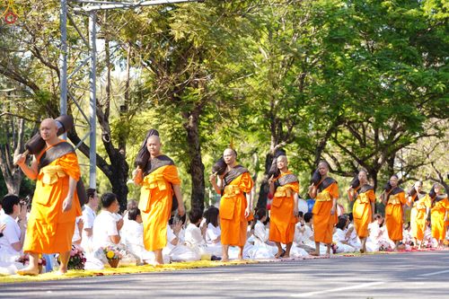 ภาพ No.279579:วันที่ 2 มกราคม พ.ศ.2569 พิธีต้อนรับพระธรรมยาตรา ครั้งที่ 1 ณ วัดพระธรรมกาย (วิหารหลวงปู่ - พระมหาธรรมกายเจดีย์)