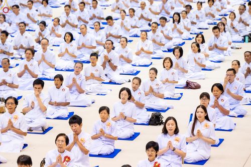 ภาพ No.339689:วันที่ 18 กรกฎาคม พ.ศ.2569 วันมหารำลึก ครั้งที่ 36 ณ ห้องแก้วสารพัดนึก 1 วัดพระธรรมกาย