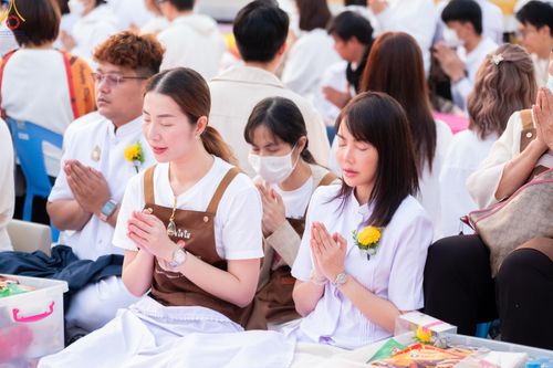 ภาพ No.294369:วันที่ 14 มกราคม พ.ศ. 2569 พิธีตักบาตรพระธรรมยาตรา ณ วัดสองพี่น้อง ต.ต้นตาล อ.สองพี่น้อง จ.สุพรรณบุรี ในโครงการธรรมยาตรา กตัญญูบูชา มหาปูชนียาจารย์ พระมงคลเทพมุนี(สด จนฺทสโร) พระผู้ปราบมาร อนุสรณ์สถาน 7 แห่ง ปีที่ 14