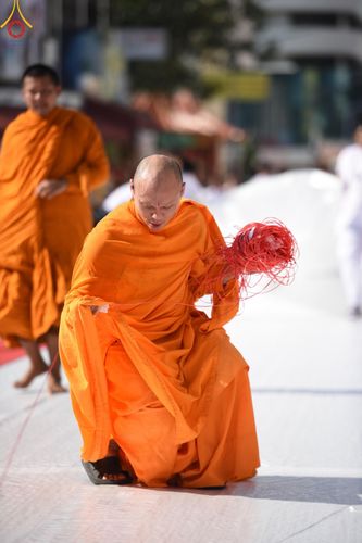 ภาพ No.151753:V.55 ทีมใหญ่ที่หาดใหญ่ เจ้าหน้าที่ทุกสถานะ หลายสัญชาติ ร่วมกันจัดงานตักบาตรที่หาดใหญ่ วันที่ 10-11 สิงหาคม พ.ศ. 2567