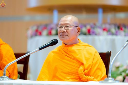 ภาพ No.242362:วันที่ ๒๙ - ๓๑ สิงหาคม พ.ศ. ๒๕๖๘ สัมมนารวมใจผู้นำบุญ บูชาธรรม ๘๑ ปี  หลวงพ่อธัมมชโย รุ่นที่ ๒ กฐินสามัคคีทั่วไทย ๓๐,๐๐๐ วัด โครงการอุปสมบทบูชาธรรมมหาปูชนียาจารย์  ๓,๐๐๐ รูป