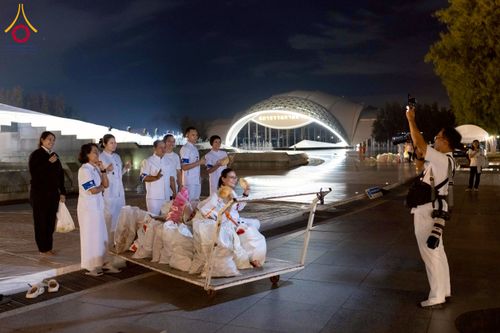 ภาพ No.266419:วันพุธที่ 5 พฤศจิกายน พ.ศ. 2568 (วันพระ ขึ้น 15 ค่ำ เดือน 12) พิธีลอยกระทงธรรม  ณ สระมหาเศรษฐีทะเลบุญ มหาวิหารพระมงคลเทพมุนี วัดพระธรรมกาย จ.ปทุมธานี