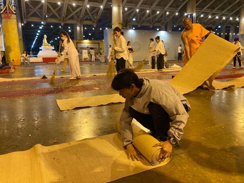 ภาพ No.121468:V.21 ลุยต่อ การเตรียมงาน เก็บงาน การรับบุญของเจ้าหน้าที่หน่วยงานต่างๆ เพื่อโครงการธรรมยาตรา กตัญญูบูชามหาปูชนียาจารย์ พระมงคลเทพมุนี (สด จนฺทสโร) พระผู้ปราบมาร อนุสรณ์สถาน 7 แห่ง ปีที่ 12 ระหว่างวันที่ 2 - 31 มกราคม พ.ศ.2567