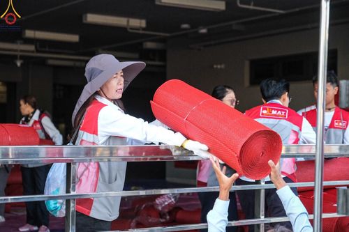 ภาพ No.191525:V.49 สารพัดV สารพัดดี ที่ธรรมยาตรา ในโครงการธรรมยาตรา กตัญญูบูชา มหาปูชนียาจารย์ พระมงคลเทพมุนี(สด จนฺทสโร) พระผู้ปราบมาร อนุสรณ์สถาน 7 แห่ง ปีที่ 13 ระหว่างวันที่ 2-31 มกราคม พ.ศ. 2568