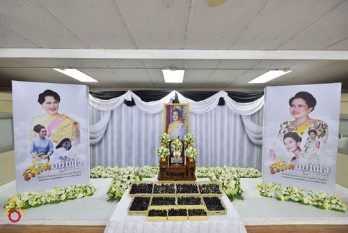 ภาพ No.267682:วันที่ 7 พฤศจิกายน พ.ศ. 2568 พสกนิกรอำเภอคลองหลวง รวมใจบำเพ็ญกุศลปัณรสมวาร (15 วัน) อุทิศถวายเป็นพระราชกุศลแด่ “สมเด็จพระพันปีหลวง” ณ วัดพระธรรมกาย