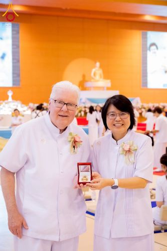 ภาพ No.264416:วันอาทิตย์ที่ 2 พฤศจิกายน พ.ศ. 2568 พิธีบูชาข้าวพระ ณ สภาธรรมกายสากล วัดพระธรรมกาย