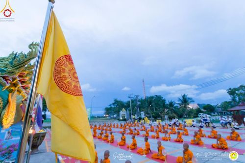 ภาพ No.222270:วันที่ 26-27 เมษายน พ.ศ. 2568 ศูนย์ปฏิบัติธรรมสวนผึ้ง ร่วมกับ ธุดงค์คสถานประจวบคีรีขันธ์ และวัดอ่าวน้อย  จัดกิจกรรมเดินธรรมยาตรา ตักบาตรข้าวสารอาหารแห้ง และจุดประทีปถวายเป็นพุทธบูชา ณ วัดอ่าวน้อย จ.ประจวบคีรีขันธ์