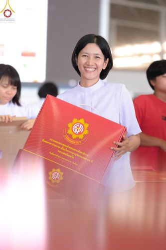 ภาพ No.210996:วันที่ 15 มีนาคม พ.ศ. 2568  บุญบรรจุกล่องไทยธรรม เพื่อถวายแด่พระสังฆาธิการ 40,000 กว่าวัดทั่วไทย ในวันคุ้มครองโลก 22 เมษายน พ.ศ. 2568