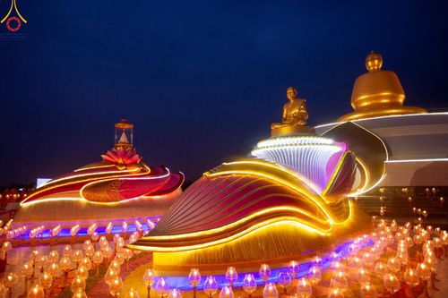 ภาพ No.118306:พิธีจุดประทีปถวายเป็นพุทธบูชา และบูชาธรรมมหาปูชนียาจารย์ พระมงคลเทพมุนี(สด จนฺทสโร) วันที่ 24 มกราคม พ.ศ. 2567 ณ อนุสรณ์สถานบางปลา อ.บางเลน จ.นครปฐม