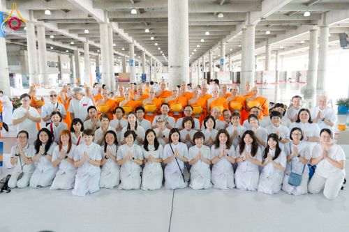 ภาพ No.144208:พิธีบรรพชาอุปสมบทหมู่ พระธรรมทายาทนานาชาติ(ภาษาจีน) รุ่น 19 ณ วัดพระธรรมกาย จ.ปทุมธานี วันเสาร์ที่ 13 กรกฎาคม พ.ศ. 2567