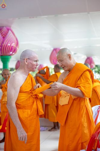 ภาพ No.232395:วันเสาร์ที่ 5 กรกฎาคม พ.ศ. 2568 พิธีบรรพชาอุปสมบท ธรรมทายาท โครงการบรรพชาอุปสมบทหมู่ รุ่นเข้าพรรษา ,  โครงการบวชพระนานาชาติ AEC & WAB รุ่นที่ 9 ณ วัดพระธรรมกาย