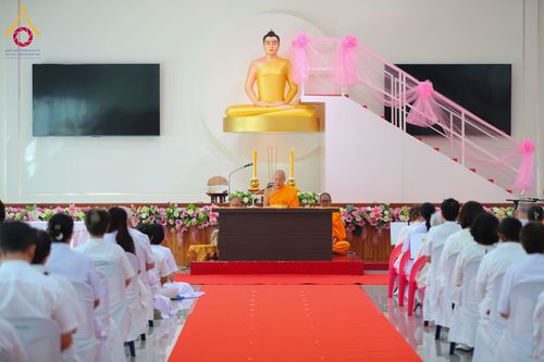 ภาพ No.291121:วันพุธที่ 7 มกราคม พ.ศ. 2569  พิธีบรรจุพระบรมสารีริกธาตุภายในพระเกตุองค์พระประธาน สมโภชพระประธาน พระธรรมกาย พิธีทอดผ้าป่า บุญแสงสว่าง ติดตั้งโซล่าเซล ณ ศูนย์ปฏิบัติธรรมพระมงคลเทพมุนี อ.สองพี่น้อง จ.สุพรรณบุรี