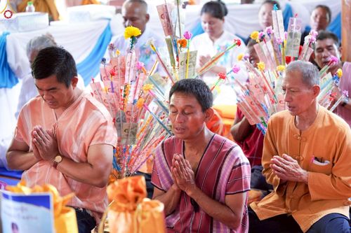 ภาพ No.262318:วันที่ 19 ตุลาคม พ.ศ. 2568 พิธีทอดกฐินสามัคคีทั่วไทย 30,000 วัด โดยคณะศิษยานุศิษย์ บูชาธรรม 81 ปี หลวงพ่อธัมมชโย ณ วัดป่าหมาก ต.แม่ลาน้อย อ.แม่ลาน้อย จ.แม่ฮ่องสอน