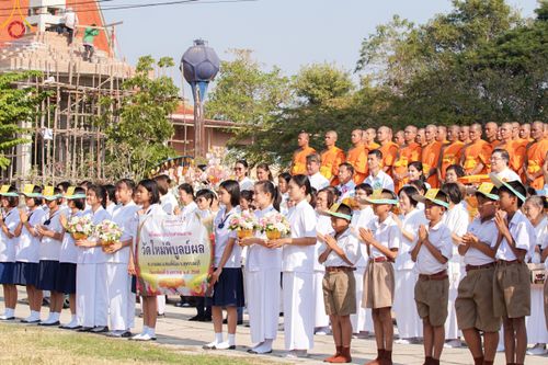 ภาพ No.189699:พิธีทอดผ้าป่าทำนุบำรุงศาสนสถาน ในโครงการธรรมยาตรา กตัญญูบูชา มหาปูชนียาจารย์ พระมงคลเทพมุนี(สด จนฺทสโร) พระผู้ปราบมาร อนุสรณ์สถาน 7 แห่ง ปีที่ 13 ณ วัดใหม่พิบูลย์ผล ต.บางเลน อ.สองพี่น้อง จ.สุพรรณบุรี วันที่ 5 มกราคม พ.ศ. 2568