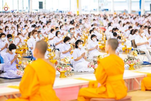 ภาพ No.76616:พิธีถวายโคมมาฆประทีป น้อมถวายเป็นพุทธบูชา แด่คณะพระภิกษุ สามเณร วัดพระธรรมกาย วันที่ 25 กุมภาพันธ์ พ.ศ. 2566