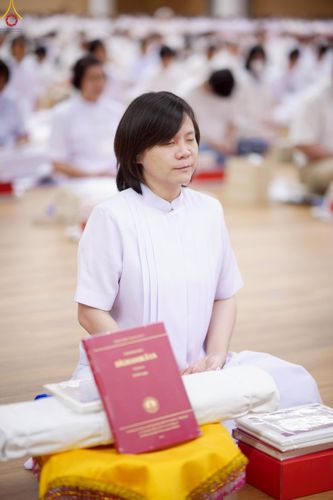 ภาพ No.228297:วันอาทิตย์ที่ 8 มิถุนายน พ.ศ. 2568 พิธีถวายทุนสนับสนุนพระไตรปิฎกฉบับธรรมชัย และอนุรักษ์คัมภีร์โบราณ ณ ห้องแก้วสารพัดนึก 2 วัดพระธรรมกาย