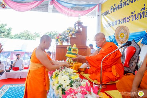 ภาพ No.236468:วันพุธที่ 30 กรกฏาคม  พ.ศ. 2568 พิธีถวายมหาสังฆทาน 81 วัด 81 ปี หลวงพ่อธัมชโย ครั้งที่ 2  ณ ศูนย์ปฏิบัติธรรมสวนผึ้ง ต.ท่าเคย อ.สวนผึ้ง จ.ราชบุรี