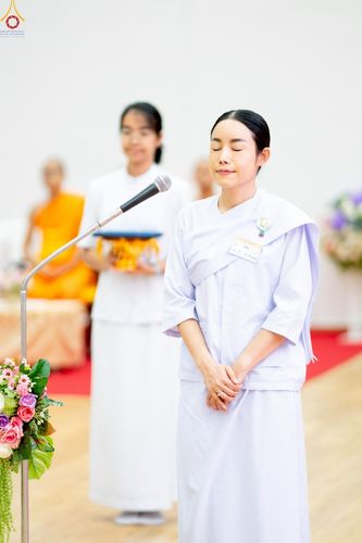 ภาพ No.242700:วันที่ 29-31 สิงหาคม พ.ศ. 2568 องค์กรภาคีเครือข่าย “บวร” (บ้าน-วัด-โรงเรียน-ราชการ) อ.คลองหลวง จัดบวชอุบาสิกาแก้ว ถวายพระราชกุศลแด่สมเด็จพระพันปีหลวง - กตัญญูบูชาแด่ผู้มีพระคุณ