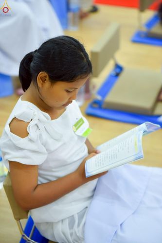 ภาพ No.250037:วันที่ 26-28 กันยายน พ.ศ. 2568 โครงการอบรมอุบาสกแก้ว อุบาสิกาแก้ว รุ่นที่ 3 ตัวแทนทอดกฐินสามัคคีทั่วไทย 30,000 วัด ณ ศูนย์ปฏิบัติธรรมจันทบุรี จ.จันทบุรี