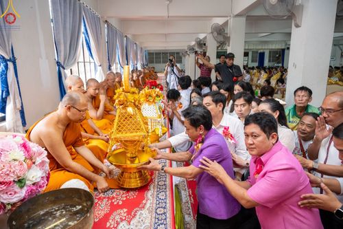 ภาพ No.94258:พิธีทอดกฐินสามัคคีทั่วไทย 5,000 วัด ณ วัดกล้าชอุ่ม จ.ปทุมธานี วันที่ 12 พฤศจิกายน พ.ศ. 2566