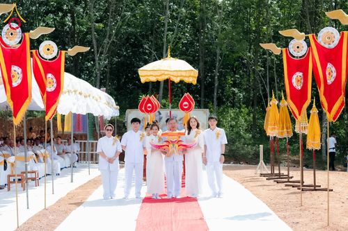 ภาพ No.171756:พิธีทอดกฐิน ศูนย์ปฏิบัติธรรมแก้วเมืองเลย วันที่ 27 ตุลาคม พ.ศ. 2567