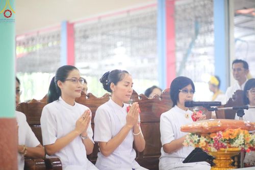 ภาพ No.167364:พิธีทอดกฐิน ณ วัดเขาตะพั้น อ.ท่ามะกา จ.กาญจนบุรี ในโครงการกฐินสามัคคีทั่วไทย 30,000 วัด บูชาธรรม 80 ปี หลวงพ่อธัมมชโย โดยคณะศิษยานุศิษย์วัดพระธรรมกาย วันที่ 20 ตุลาคม พ.ศ. 2567