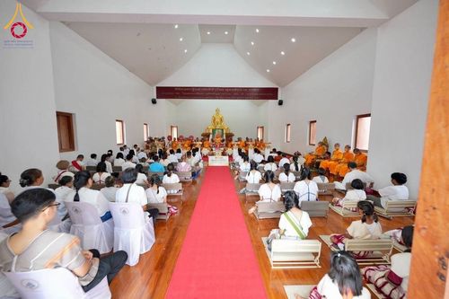 ภาพ No.175520:พิธีทอดกฐิน วัดดงดินแดง อ.อมก๋อย จ.เชียงใหม่ ในโครงการกฐินสามัคคีทั่วไทย 30,000 วัด บูชาธรรม 80 ปี หลวงพ่อธัมมชโย โดยคณะศิษยานุศิษย์วัดพระธรรมกาย วันที่ 9 พฤศจิกายน พ.ศ. 2567