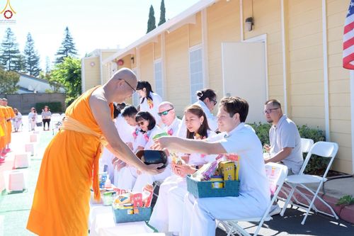 ภาพ No.255612:วันที่ 12 ตุลาคม พ.ศ. 2568 พิธีทอดกฐินสามัคคี  ณ วัดพระธรรมกายซิลิคอนวัลเลย์  สหรัฐอเมริกา 