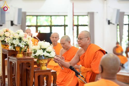 ภาพ No.278073:วันเสาร์ที่ 6 ธันวาคม พ.ศ. 2568 พิธีเวียนประทักษิณ ขอขมามอบผ้าไตร บรรพชาอุปสมบทหมู่ธรรมทายาท จำนวน 53 รูป โครงการอุปสมบทหมู่ รุ่นบูชาธรรมมหาปูชนียาจารย์ ประจำปี 2568 จังหวัดสระบุรี