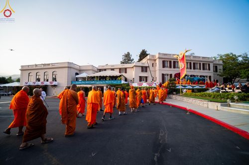 ภาพ No.138232:วิสาขบูชานานาชาติ วัดพระธรรมกายแคลิฟอร์เนีย ประเทศสหรัฐอเมริกา วันพุธที่ 22 พฤษภาคม พ.ศ. 2567