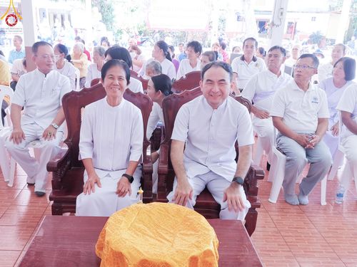 ภาพ No.168823:พิธีทอดกฐิน ณ วัดจันทรังษี จ.ปราจีนบุรี ในโครงการกฐินสามัคคีทั่วไทย 30,000 วัด บูชาธรรม 80 ปี หลวงพ่อธัมมชโย โดยคณะศิษยานุศิษย์วัดพระธรรมกาย วันที่ 20 ตุลาคม พ.ศ. 2567