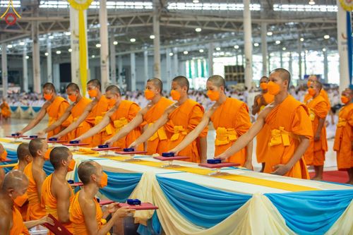 ภาพ No.123158:พระธรรมยาตรารับประกาศนียบัตร และพระของขวัญ ในวันอาทิตย์ต้นเดือนที่ 4 กุมภาพันธ์ พ.ศ.2567 ณ สภาธรรมกายสากล วัดพระธรรมกาย