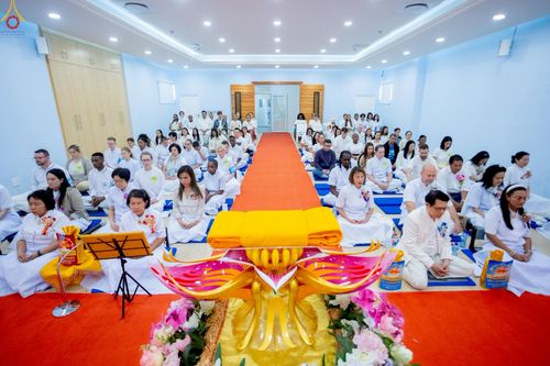 ภาพ No.270387:วันอาทิตย์ที่ 19 ตุลาคม พ.ศ. 2568 พิธีทอดกฐินสามัคคี เพื่อสถาปนากุฏิสงฆ์  น้อมถวายเป็นพุทธบูชาและบูชาธรรม แด่หลวงพ่อธัมมชโย ณ วัดพุทธเคปทาวน์  ประเทศสาธารณรัฐแอฟริกาใต้