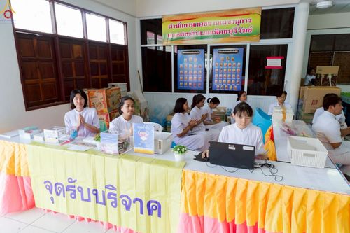 ภาพ No.233504:วันจันทร์ที่ 7 กรกฎาคม พ.ศ. 2568 จังหวัดบุรีรัมย์รวมใจ สัมมนาคณะสงฆ์ เพื่อฟื้นฟูพระพุทธศาสนา  โครงการทอดกฐินสามัคคีทั่วไทย 30,000 วัด ประจำปีพุทธศักราช 2568 และพิธีถวายมหาสังฆทาน 300 กว่าวัด โดยคณะศิษยานุศิษย์ บูชาธรรม 81 ปี หลวงพ่อธัมมชโย  ณ วัดกลาง พระ