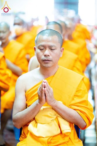 ภาพ No.197260:พิธีทอดผ้าป่าทำนุบำรุงศาสนสถาน ณ วัดอัมพวัน ตำบลบางม่วง อำเภอบางใหญ่ จังหวัดนนทบุรี ในโครงการธรรมยาตรา กตัญญูบูชา มหาปูชนียาจารย์ พระมงคลเทพมุนี(สด จนฺทสโร) พระผู้ปราบมาร อนุสรณ์สถาน 7 แห่ง ปีที่ 13 วันที่ 17 มกราคม พ.ศ. 2568