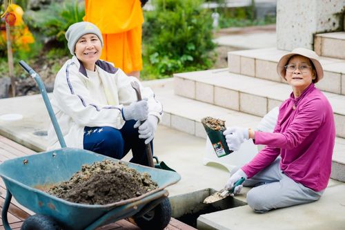 ภาพ No.137097:การเตรียมงาน ขุมหลุมเพื่อพิธีฝังลูกนิมิต ณ วัดพระธรรมกายโทชิหงิ ประเทศญี่ปุ่น วันพฤหัสบดีที่ 16 พฤษภาคม พ.ศ. 2567
