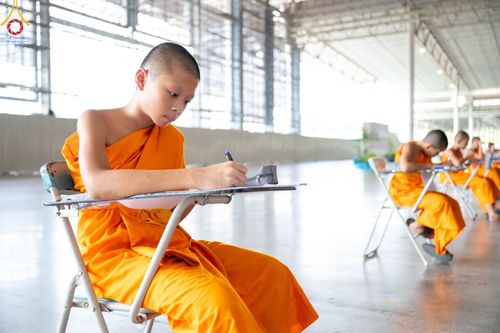 ภาพ No.91337:พิธีสอบธรรมสนามหลวง นักธรรมชั้นตรี วันที่ 23-26 ตุลาคม พ.ศ. 2566 ณ วัดพระธรรมกาย