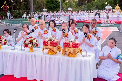 ภาพ No.225694:วันอาทิตย์ที่ 11 พฤษภาคม พ.ศ. 2568 วัดพระธรรมกายแคลิฟอร์เนีย จัดงานวิสาขบูชานานาชาติ และถวายมหาสังฆทานคณะสงฆ์ 120 รูป