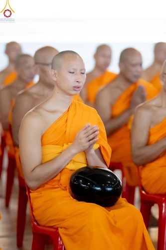 ภาพ No.137145:พิธีตักบาตร และปฏิบัติธรรม ในวันวิสาขบูชา วันพุธที่ 22 พฤษภาคม พ.ศ. 2567 ( วันพระขึ้น15 ค่ำ เดือน 6 ) ณ วัดพระธรรมกาย จ.ปทุมธานี
