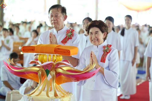 ภาพ No.255835:วันที่ 14 ตุลาคม พ.ศ. 2568 พิธีทอดกฐินสามัคคีทั่วไทย 30,000 วัด โดยคณะศิษยานุศิษย์ บูชาธรรม 81 ปี หลวงพ่อธัมมชโย ณ ศูนย์ปฏิบัติธรรมชัยนาท ต.ธรรมามูล อ.ชัยนาท จ.ชัยนาท