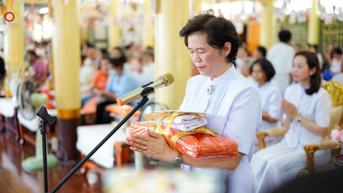 ภาพ No.172114:พิธีทอดกฐิน ณ วัดเทพากร เขตบางพลัด กรุงเทพมหานคร ในโครงการกฐินสามัคคีทั่วไทย 30,000 วัด บูชาธรรม 80 ปี หลวงพ่อธัมมชโย โดยคณะศิษยานุศิษย์วัดพระธรรมกาย วันที่ 27 ตุลาคม พ.ศ. 2567