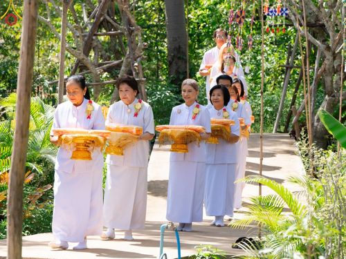 ภาพ No.142405:พิธีทอดผ้าป่า เพื่อสมทบทุนสร้างมหาวิหาร วันเสาร์ ที่ 22 มิถุนายน พ.ศ. 2567 ณ ศูนย์ปฏิบัติธรรมแก้วภูเรือ อ.ภูเรือ จ.เลย