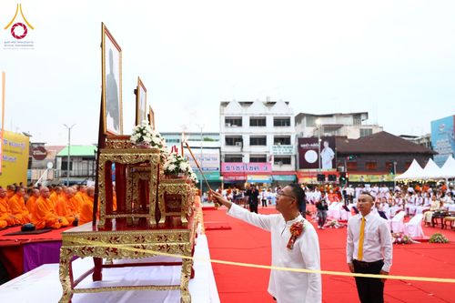 ภาพ No.210254:วันอาทิตย์ที่ 9 มีนาคม พ.ศ. 2568 พ่อเมืองโคราชจัดตักบาตรพระหมื่น ทำบุญเมือง 557 ปี