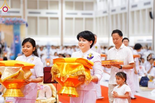 ภาพ No.95077:พิธีทอดกฐินสามัคคีทั่วไทย 5,000 วัด ณ สถาบันธรรมชัย จ.อยุธยา วันที่ 12 พฤศจิกายน พ.ศ. 2566